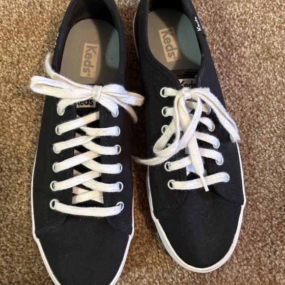 Ladies Keds Triple Kick canvas sneakers - Picture 3 of 4